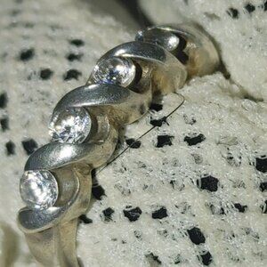 Sterling Silver 925 Ring Unique Design Size 5.5 Five Round Quartz Stones